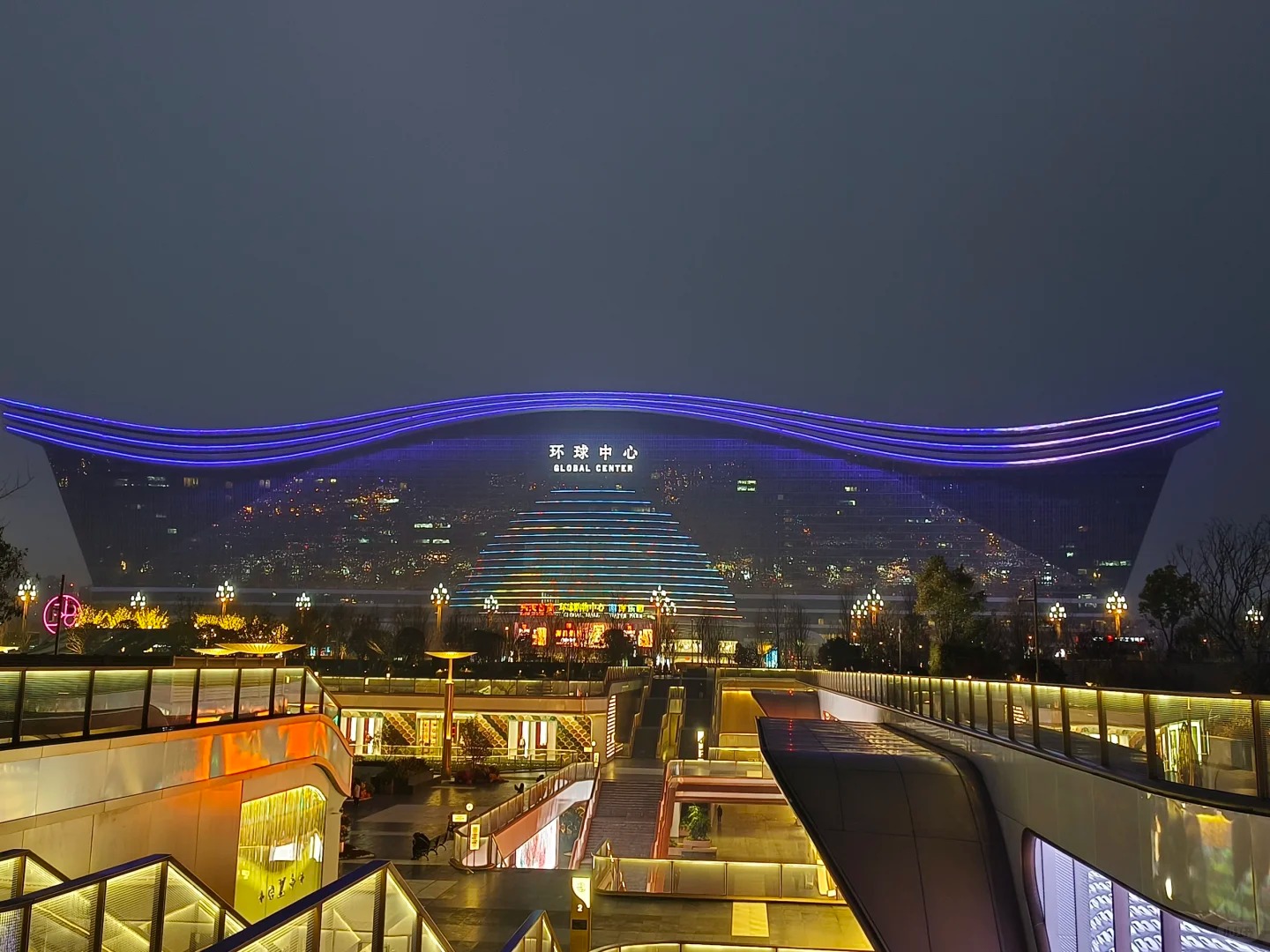 Global Center Chengdu: จุดหมายปลายทางแห่งการท่องเที่ยวครบวงจรที่คุณไม่ควรพลาด