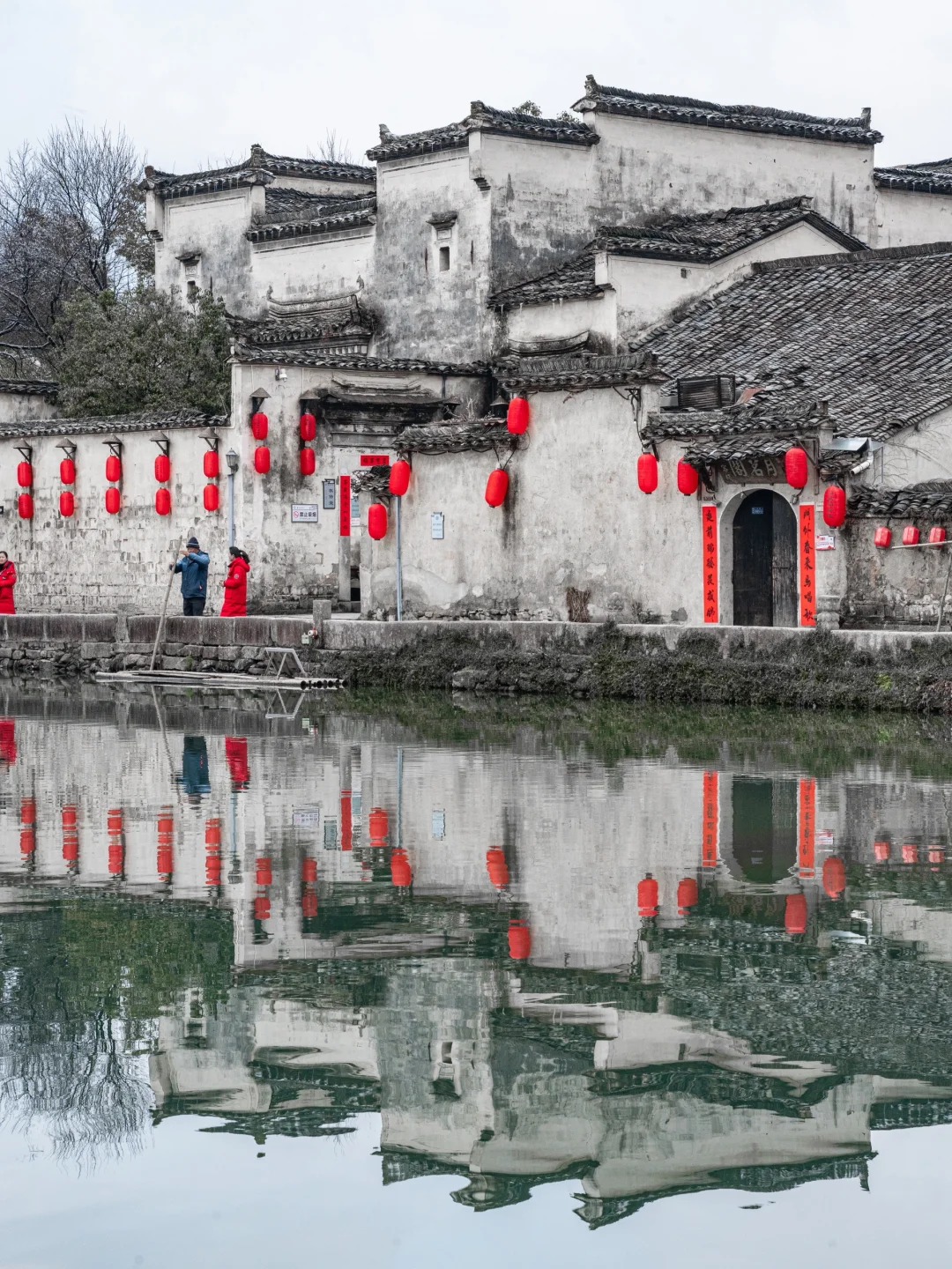 Hongcun Village: หมู่บ้านโบราณแห่งน้ำหมึกที่เชิงเขา Huangshan – ชวนคุณสัมผัสการเดินทางข้ามกาลเวลา