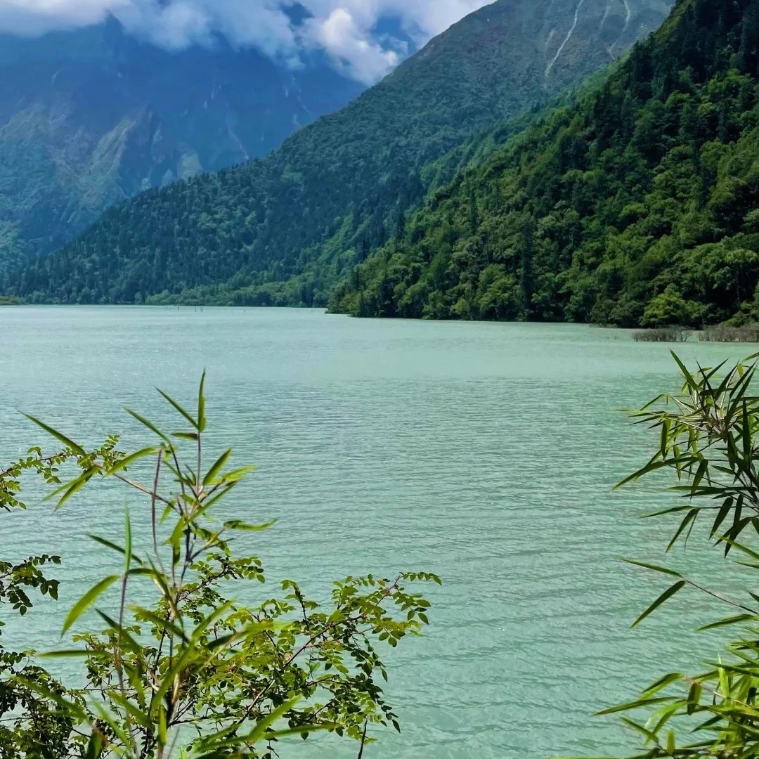 สำรวจความลับของ Gongga Mountain: การเดินทางอันน่าทึ่งสู่ราชาแห่งขุนเขา Shu